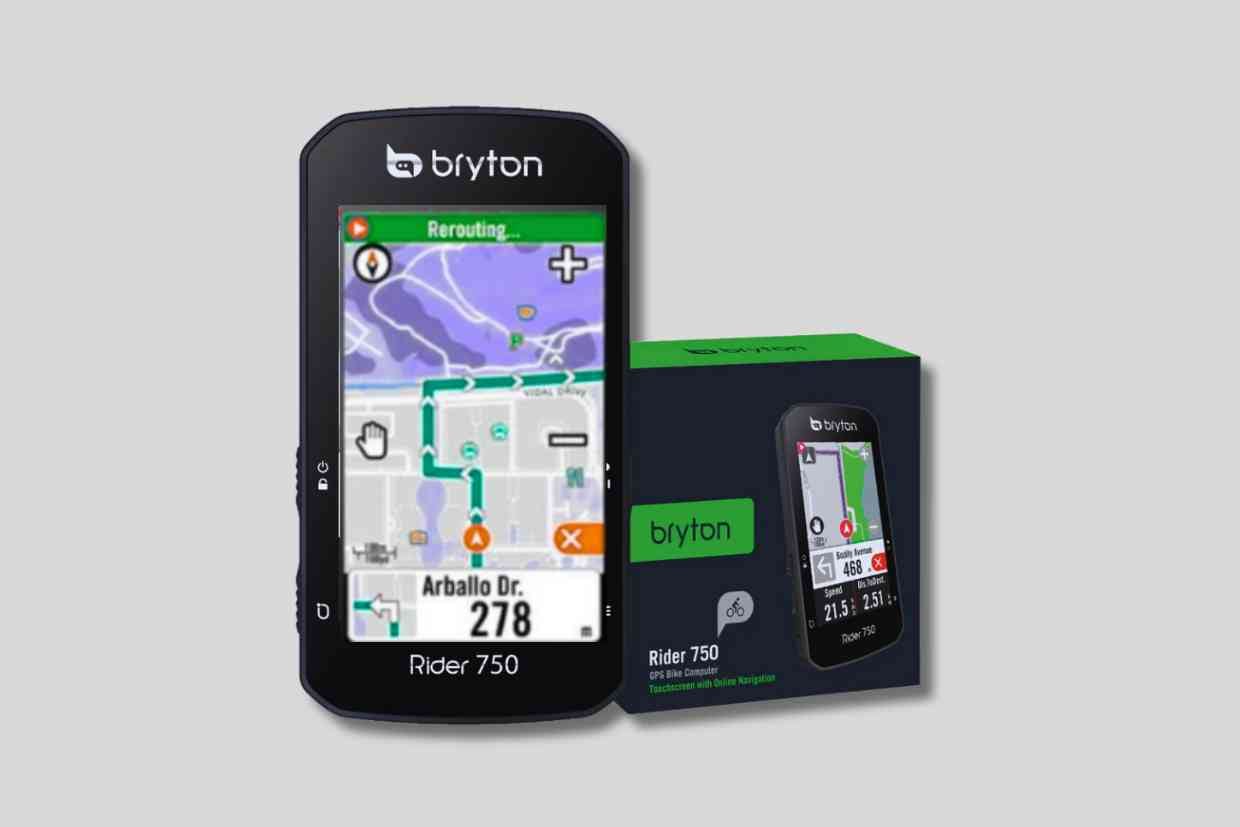 Bryton-Rider-750-Corpo-1 GPS Bryton Rider com tela de mapa colorida e caixa original ao lado.